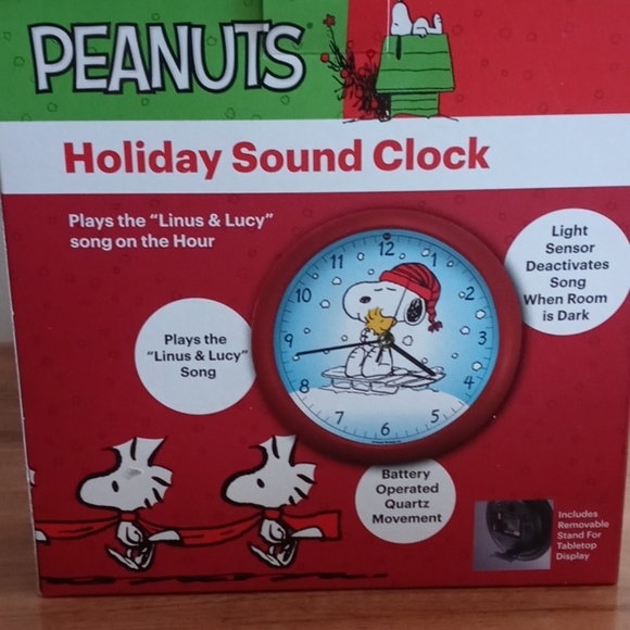 Snoopy Christmas clock - Picture 3 of 3